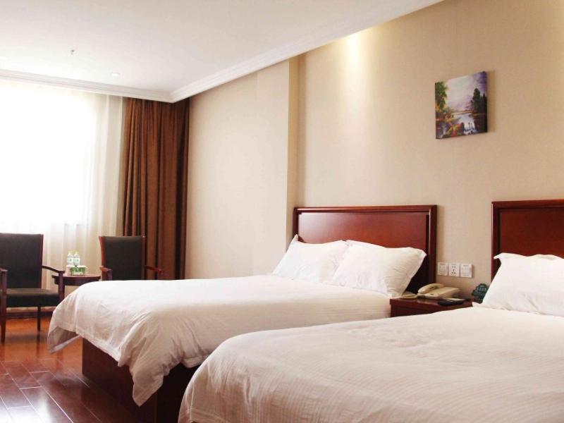 Greentree Inn Shandong Qingdao Development District Sdust Express Hotel Esterno foto