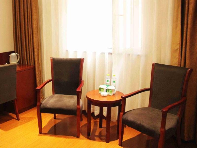 Greentree Inn Shandong Qingdao Development District Sdust Express Hotel Esterno foto
