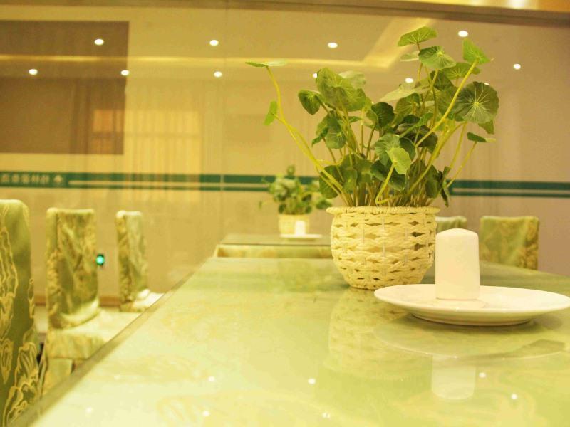 Greentree Inn Shandong Qingdao Development District Sdust Express Hotel Esterno foto