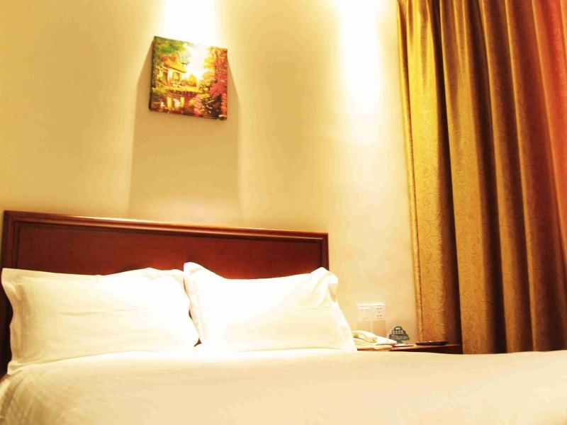 Greentree Inn Shandong Qingdao Development District Sdust Express Hotel Esterno foto