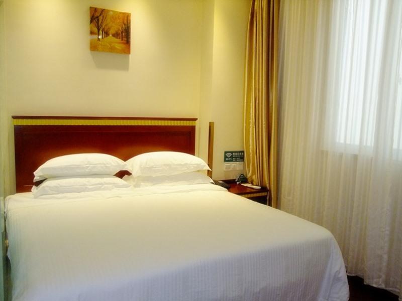 Greentree Inn Shandong Qingdao Development District Sdust Express Hotel Esterno foto