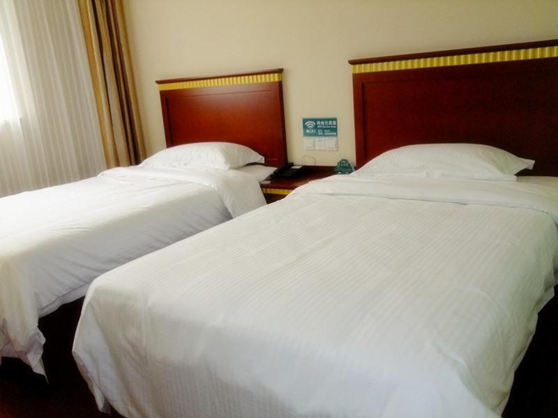 Greentree Inn Shandong Qingdao Development District Sdust Express Hotel Esterno foto