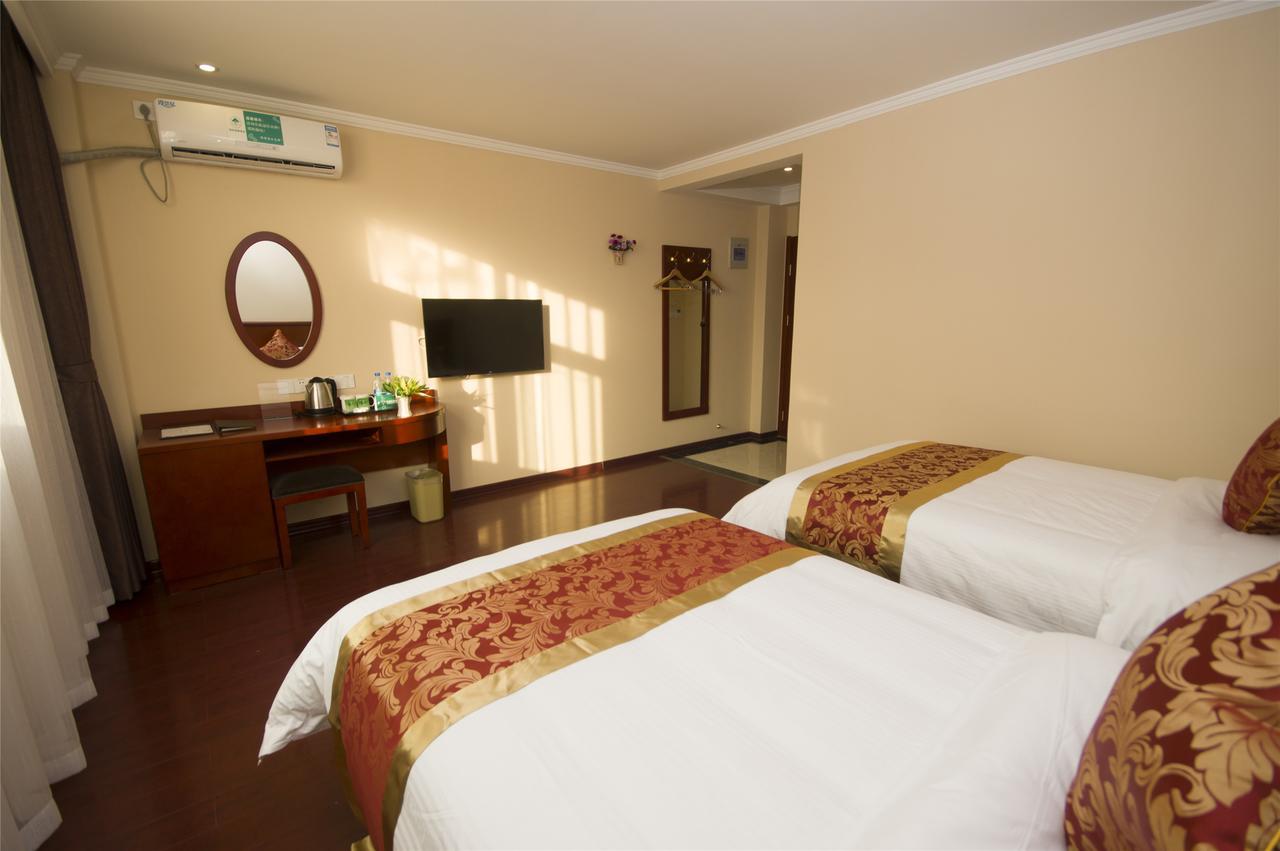 Greentree Inn Shandong Qingdao Development District Sdust Express Hotel Esterno foto
