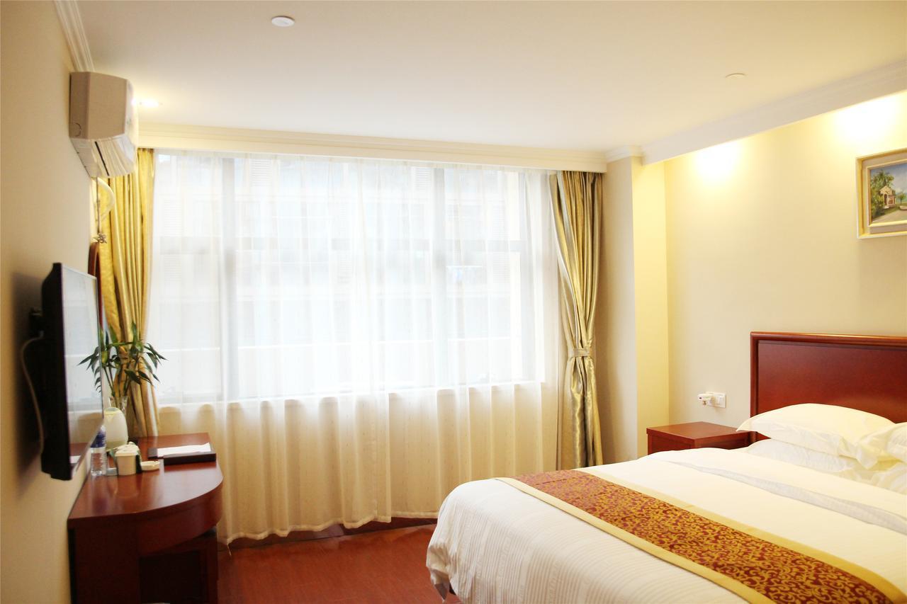 Greentree Inn Shandong Qingdao Development District Sdust Express Hotel Esterno foto