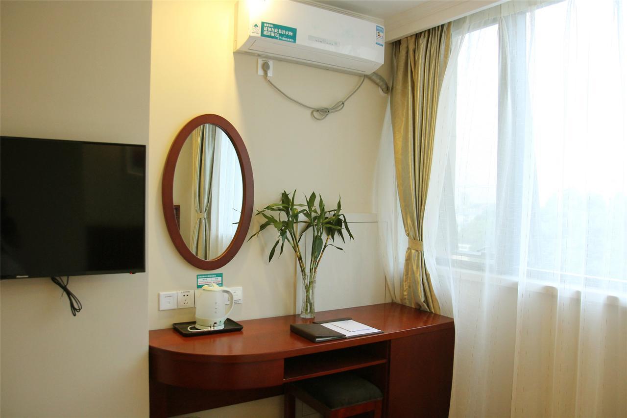 Greentree Inn Shandong Qingdao Development District Sdust Express Hotel Esterno foto