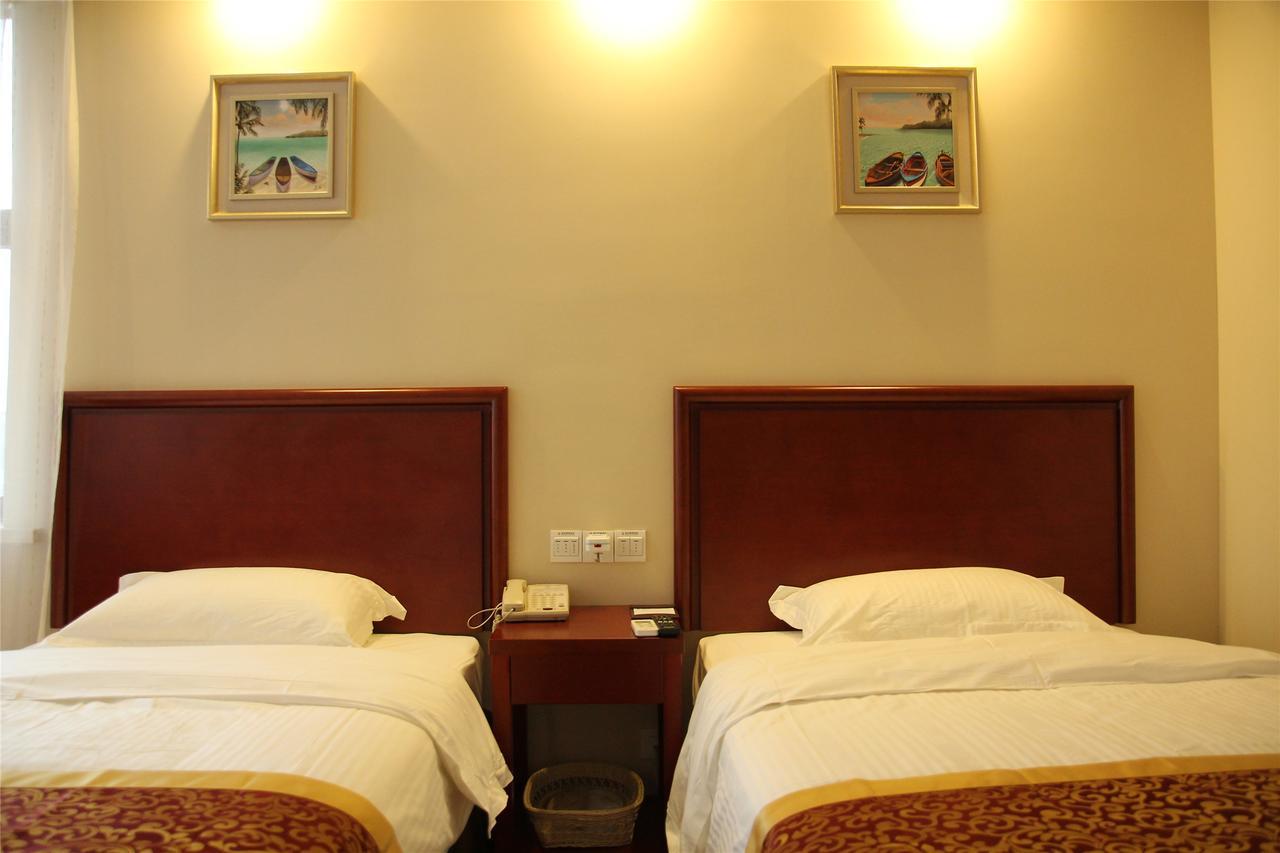 Greentree Inn Shandong Qingdao Development District Sdust Express Hotel Esterno foto