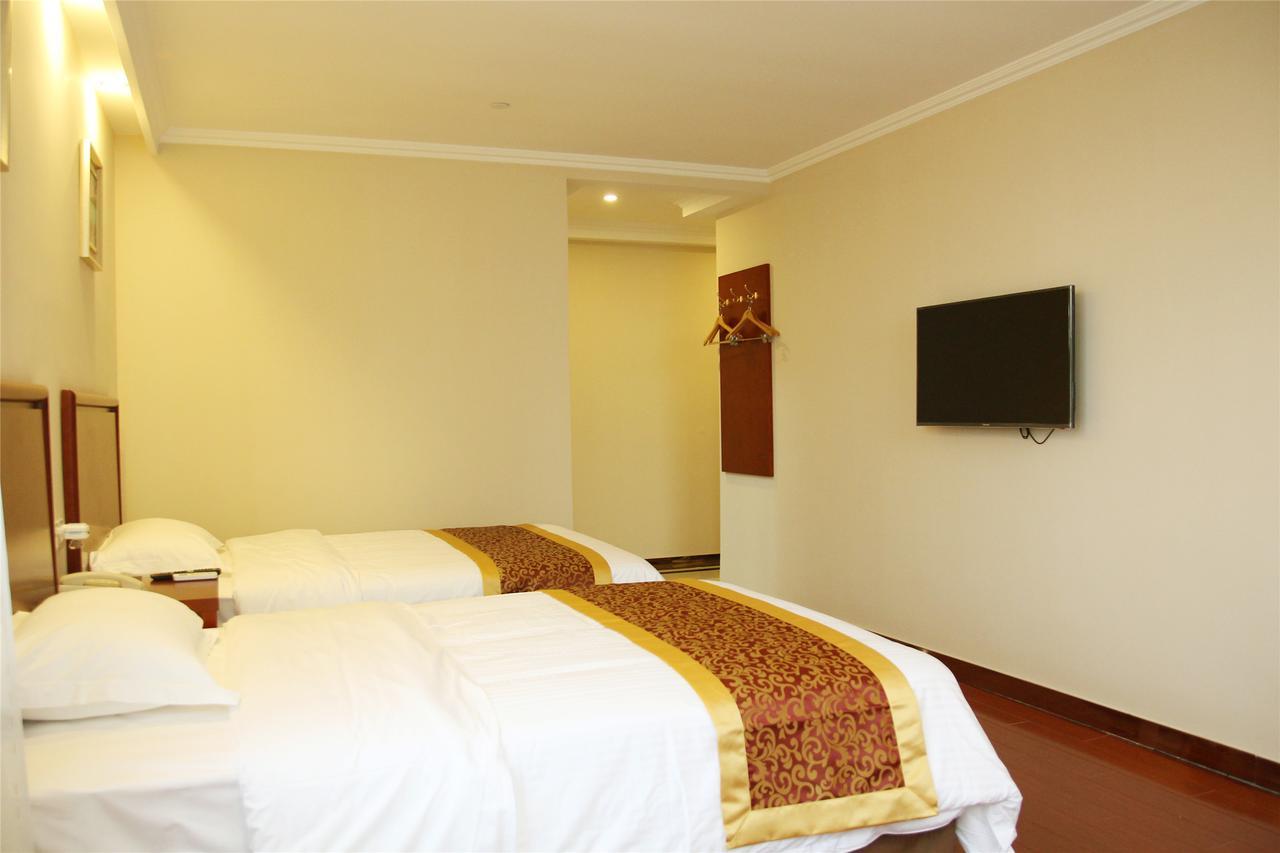 Greentree Inn Shandong Qingdao Development District Sdust Express Hotel Esterno foto